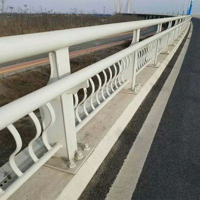 橋梁護欄